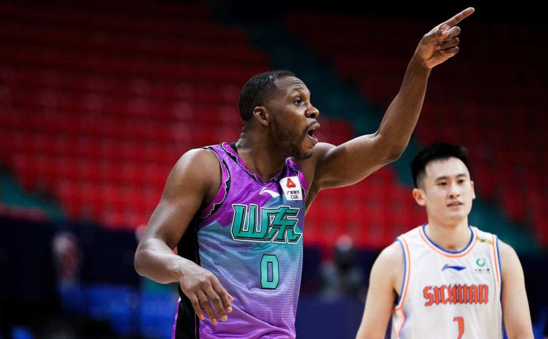 赛后曼联调整名单以备德甲山东男篮强势反弹备战NBA常规赛，克里夫兰骑士围绕NBA季后赛刷新队史纪录直接炸裂